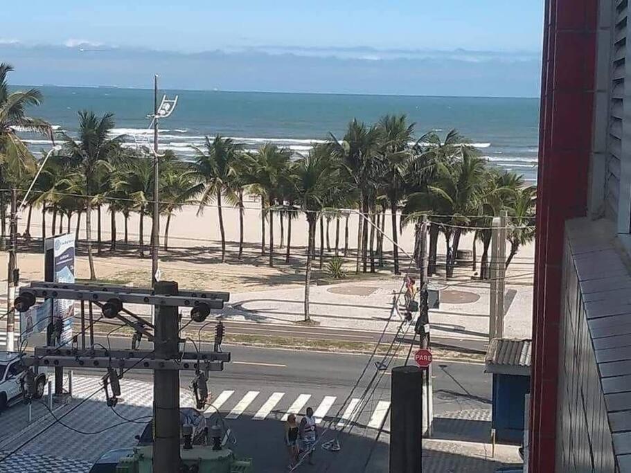 Kitnet A 20 Metros Da Praia Praia Grande  Ngoại thất bức ảnh